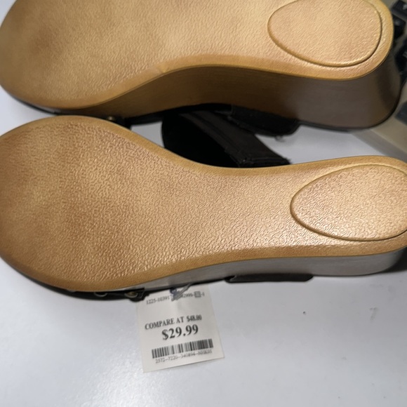 Black tortoise buckle wedges - Picture 4 of 4